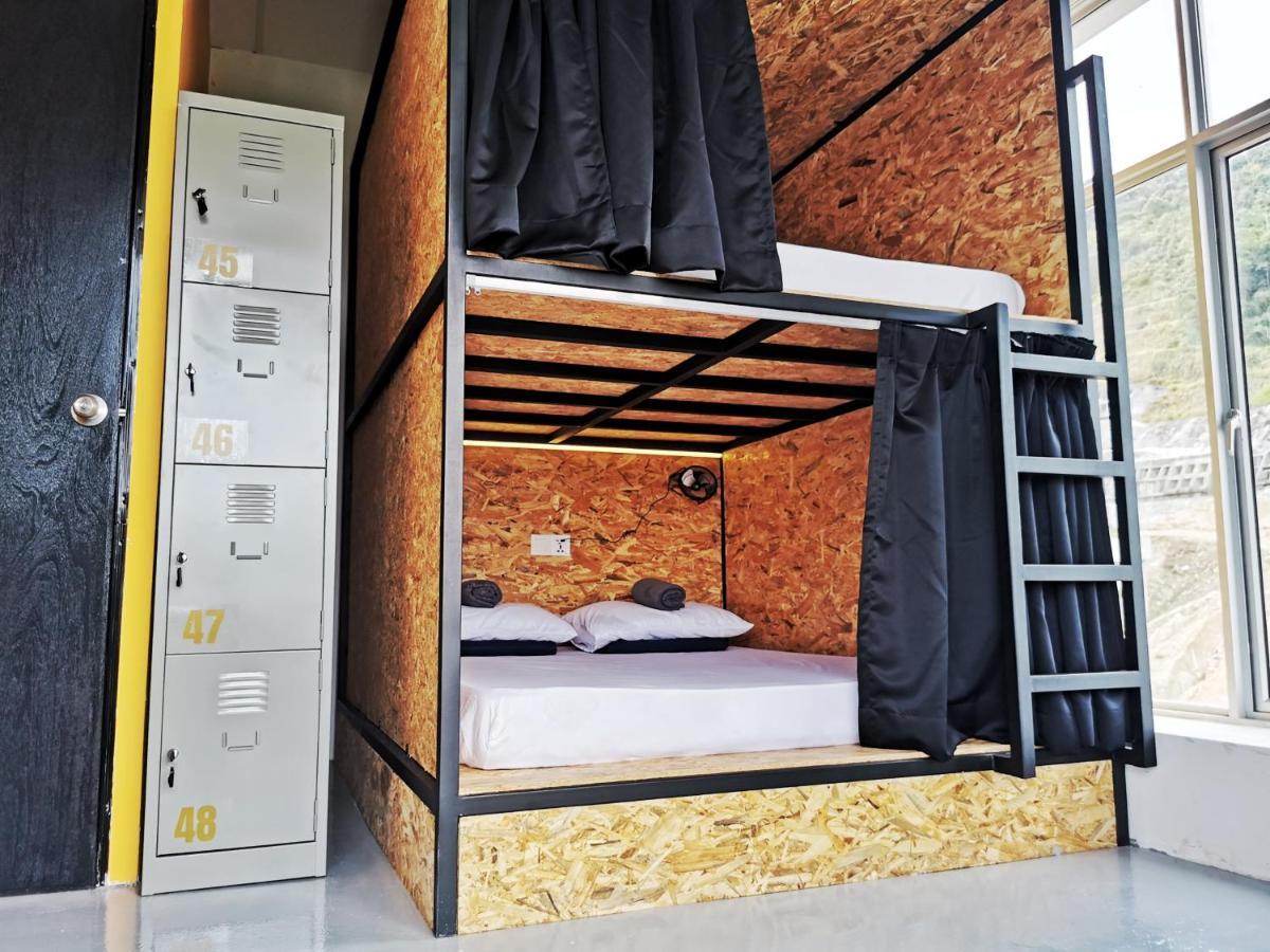The Cocoon Capsule Hotel Cameron Highlands Exterior photo