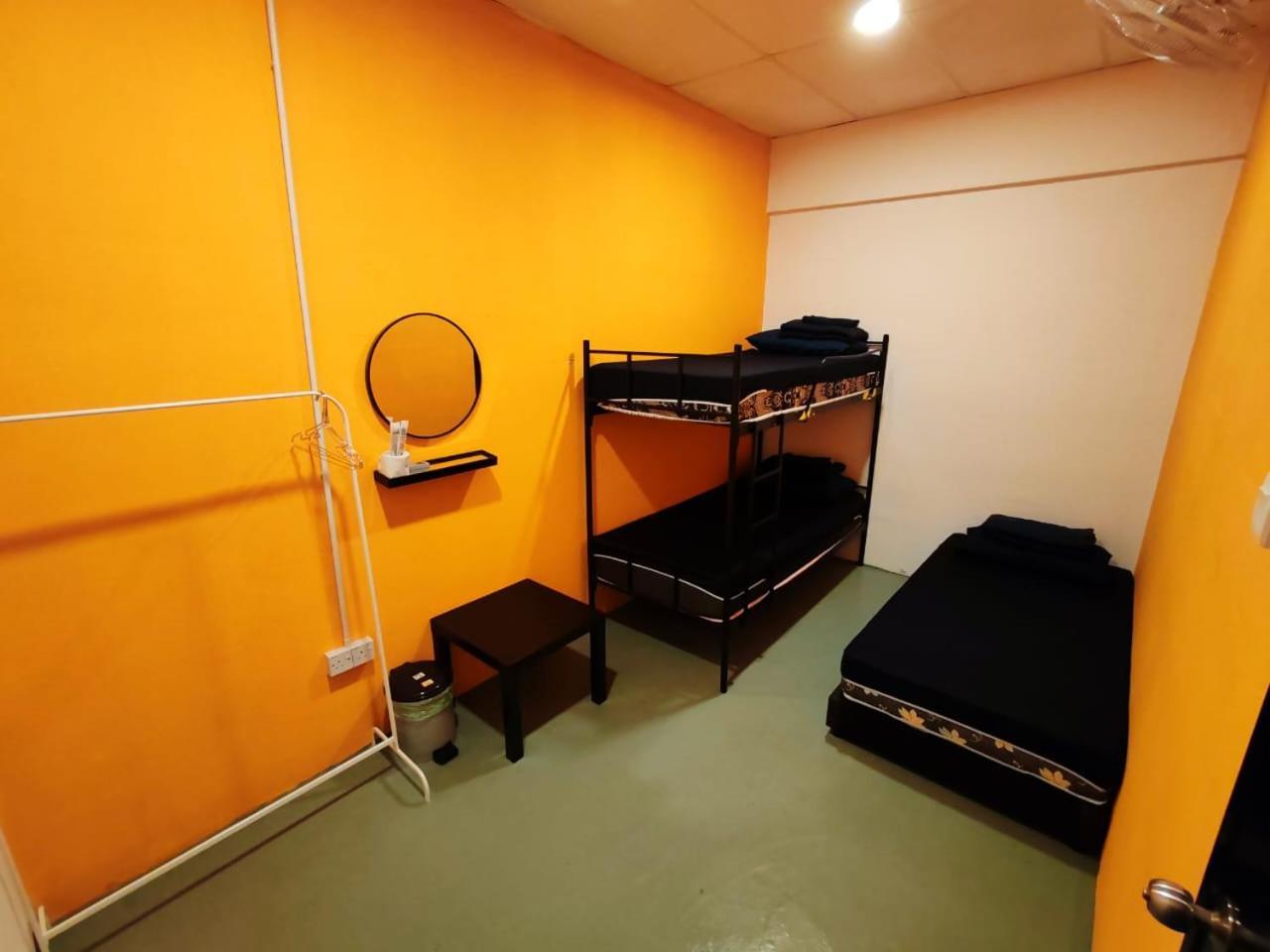 The Cocoon Capsule Hotel Cameron Highlands Exterior photo