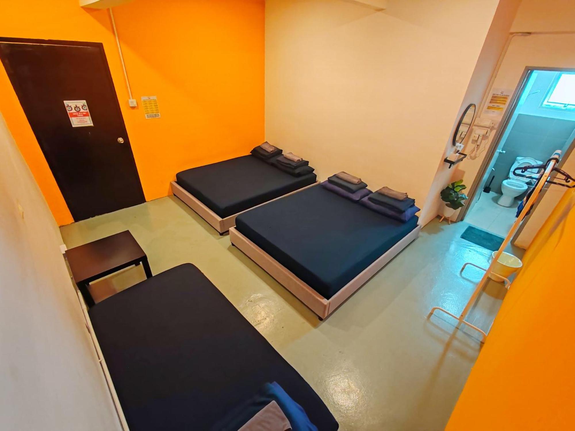 The Cocoon Capsule Hotel Cameron Highlands Exterior photo