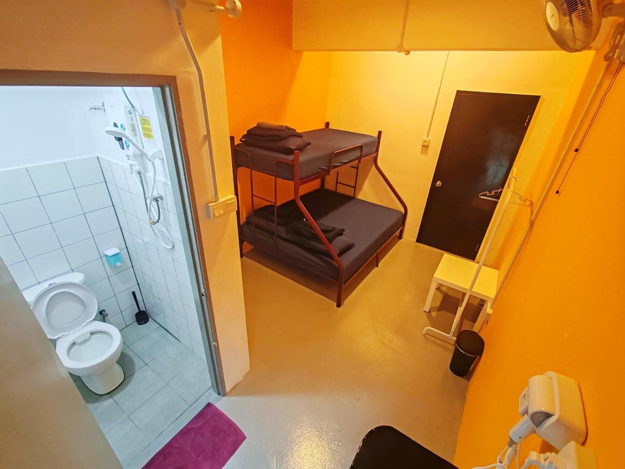 The Cocoon Capsule Hotel Cameron Highlands Exterior photo